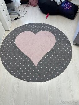 Dětský  koberec o průměru 160cm