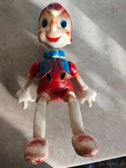 Stará hračka Pinokio