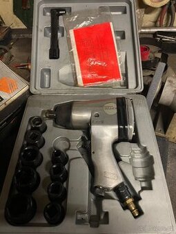 Pneumatický rázový utahovák Güde