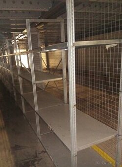 Regály kvalitni pulty police