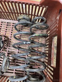 Zadní pružiny Octavia 1 Golf4