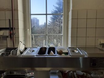 Chladící vitrína na pizzy