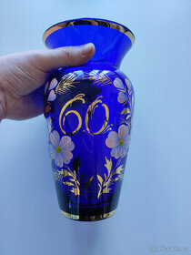 Ručně malovaná váza k 60. narozeninám