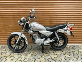 Yamaha YBR 125 Custom