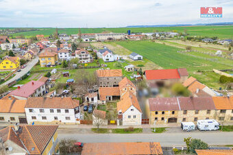 Prodej rodinného domu, 67 m², Kněževes, ul. Pražská - 1