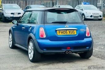 Díly z Mini cooper