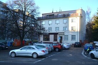 Pronájem bytu 2+kk, 56m2, cihla po REKO, Praha 5 - M Anděl