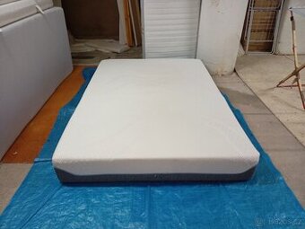 Prodám krásnou sendvičovou matraci 140 x 200 cm.