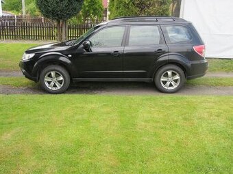 SUBARU FORESTER 4x4 2.0i 110kw r.2012 nový v čr.po 1.maj,DPH