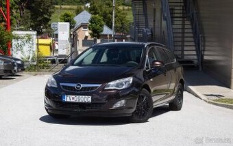 Opel Astra Sport Tourer ST 2.0 CDTI ECOTEC 165k Enjoy