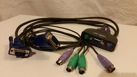 KVM přepínač ATEN pro VGA a PS/2 (platí do smazání) - 1