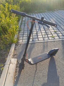 Elektrická koloběžka SEGWAY NINEBOT F2 PRO E