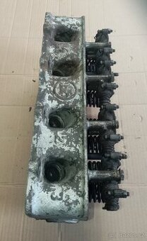 Hlava motoru Škoda 1202 na vrtání 72 mm - 1