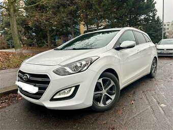 Hyundai i30 Combi 1.6GDi 99kw, původ ČR 12/2016, 67 000km