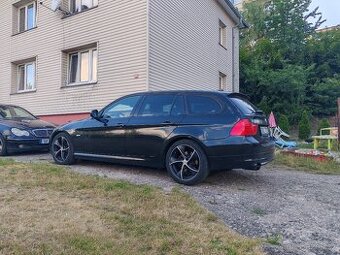 BMW e91 320d 130kw lci 2009