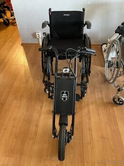 Velka SLEVA Skládací švýcarský invalidní vozík s pohonem