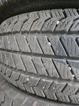 235/65R16C 115/113S UltraGrip Cargo GOODYEAR