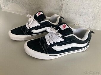 Boty/tenisky kožené zn. Vans Knu Skool - vel. 45