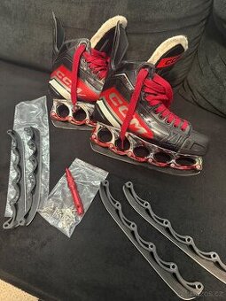 Brusle Ccm Jetspeed Ft670..T-blade