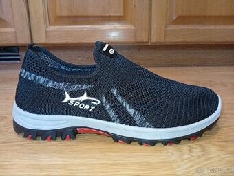 Nové letní volnočasové pánské boty velikost 44