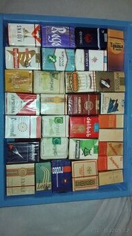 Historické cigarety.