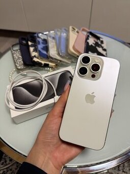 Apple iPhone 15 pro 128gb - bílý titan