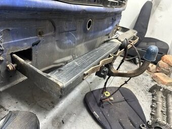 Tažné zařízení golf 4