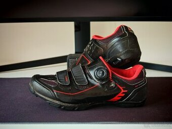 MTB Tretry Specialized