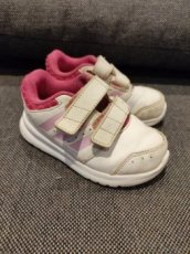 Dívčí tenisky Adidas, vel. 23