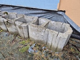 Prodám betonove tvarnice "vlnka".