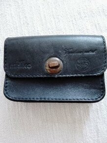 MALÁ TAŠKA KAPSA NA OPASEK Z PRAVÉ KŮŽE