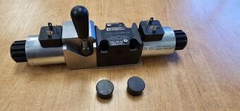 Hydraulický rozvaděč DUPLOMATIC 24V + manuál ovládání