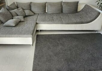 Prodám rohovou sedačku.