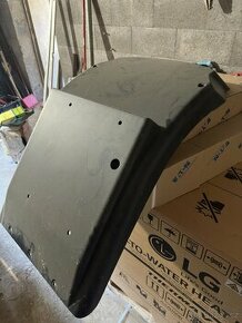 DAF LF, levý blatník, zadní část