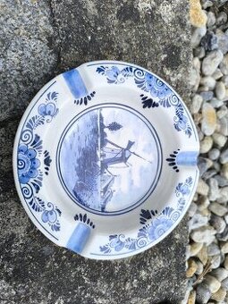 ručně dělaný holandský popelník DELFTE BLUE