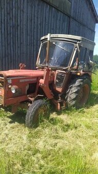 Zetor 4712 s nakladačem a doklady SRN