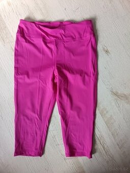 Dámske leginy capri