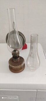 Starožitná petrolejová lampa