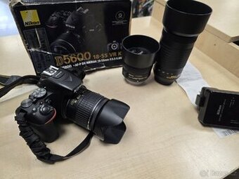 Foto zrcadlovka Nikon D5600 + 3x objektiv, Super stav a cena