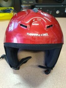 lyžařská helma MANGO