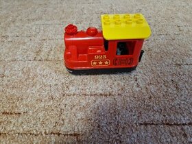 LEGO Duplo vlak mašinka