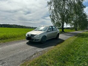 Dacia Logan 1.6 64kw / klima / STK 4/26