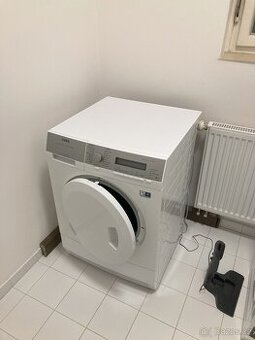 Sušička AEG Lavatherm T75781IHCS