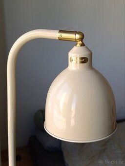 Lampa z IKEA - RÖDFLIK