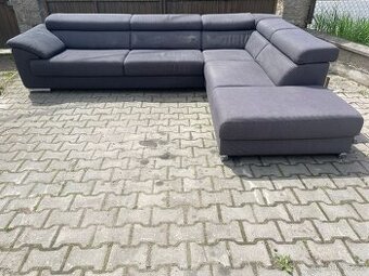Větší sedačka tmavě šedá barva