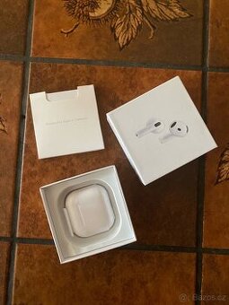 APPLE AirPods 4 ANC NOVÉ ROZBALENÉ - 1
