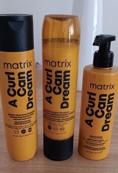 Sada Matrix A curl can dream