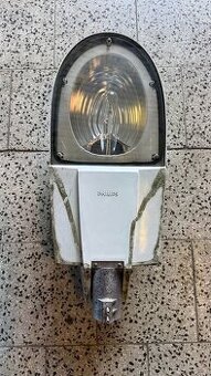 LAMPY VENKOVNÍ - 1