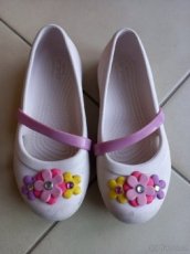 Crocs 30
