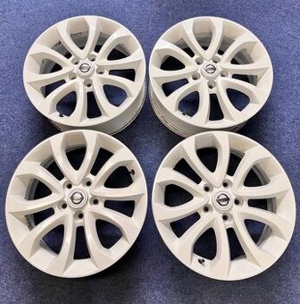 5x114,3 R17 originál alu Nissan Juke - ET 47